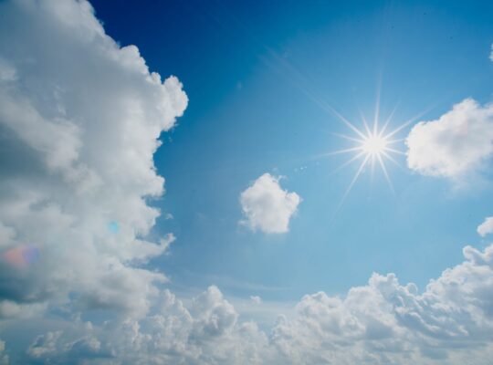 white and blue cloudy sky